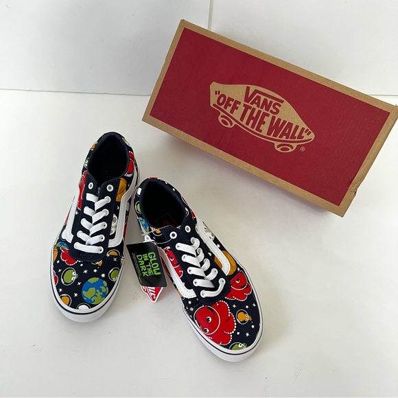 Vans Other - Vans Kids Ward Glow Fish Sneaker- Little Kids - New In Box - Reemoly